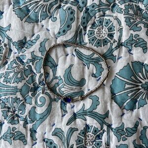 kendra scott grayson silver stretch bracelet with cobalt cats eye blue gem